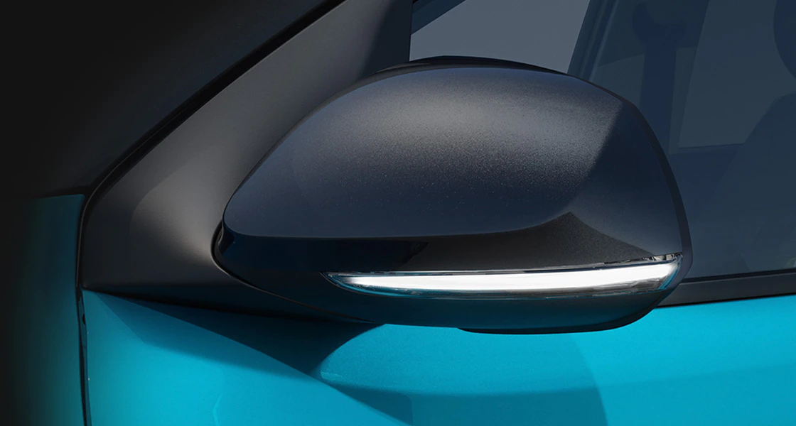 Exterior mirror LED turn indicators